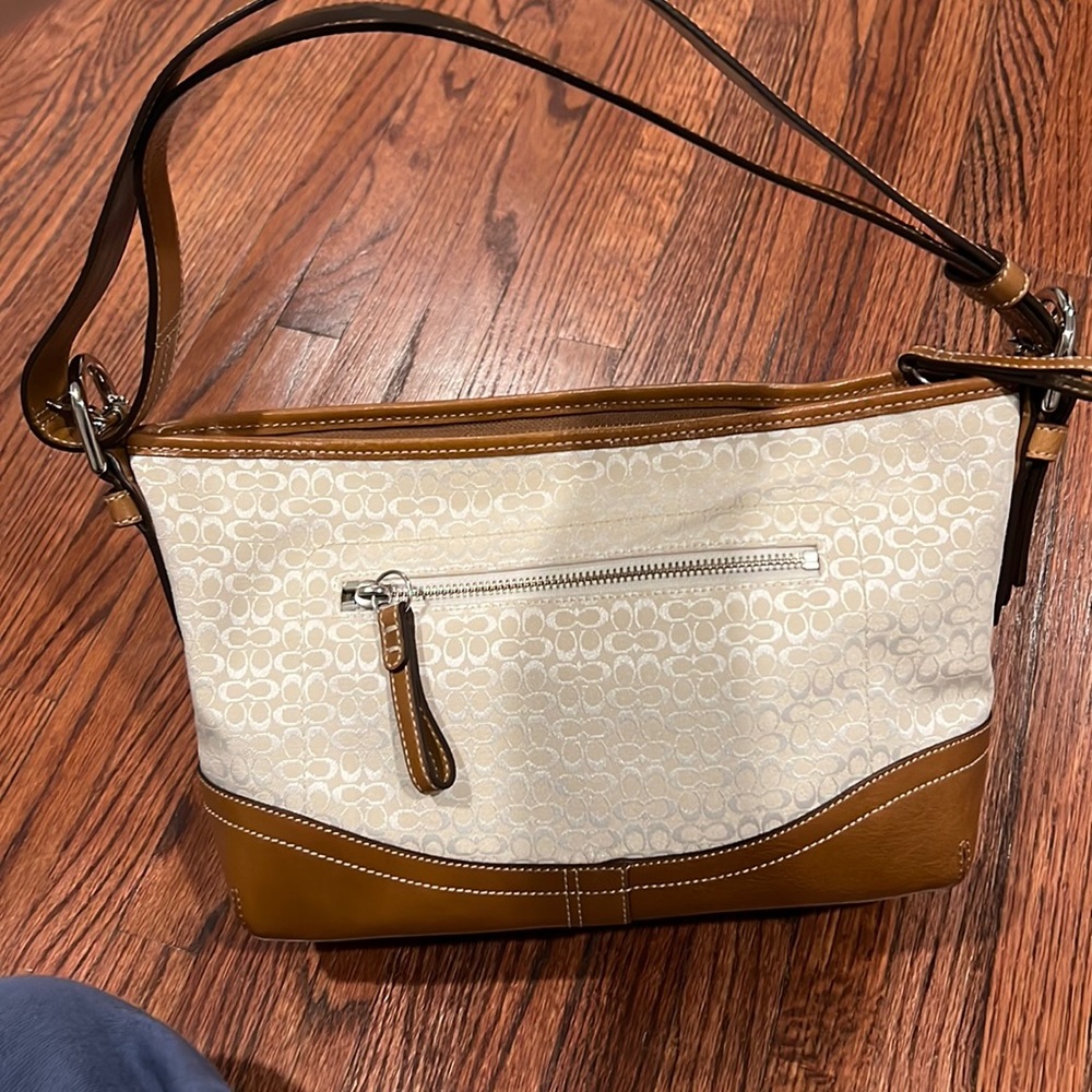Classic coach bag